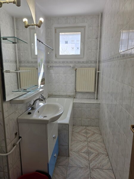 Jean Steriadi, 10 minute metrou 1 Decembrie 1918, Gura Ialomitei, centrala